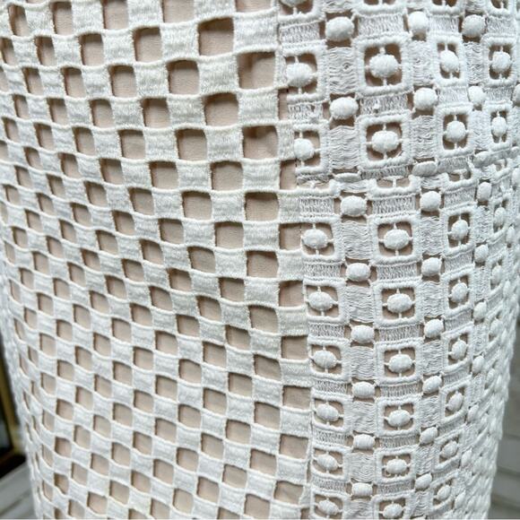 Tibi Sonoran Sleeveless Eyelet Shift Dress Size 0 Ivory Overlay Neutral Cotton - Picture 8 of 15